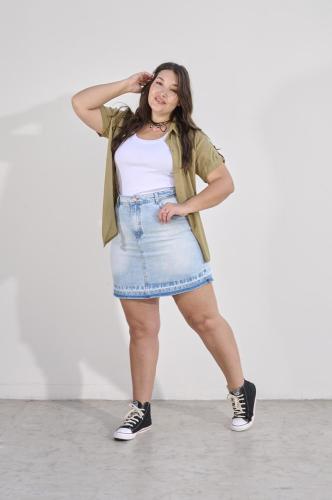 Pollera celeste Ruedo descocido
