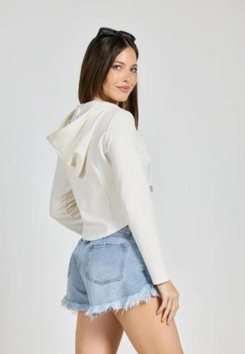 Short celeste, tiro bajo, rigido