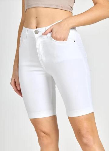 BERMUDA BLANCA CLASICA ELASTIZADA