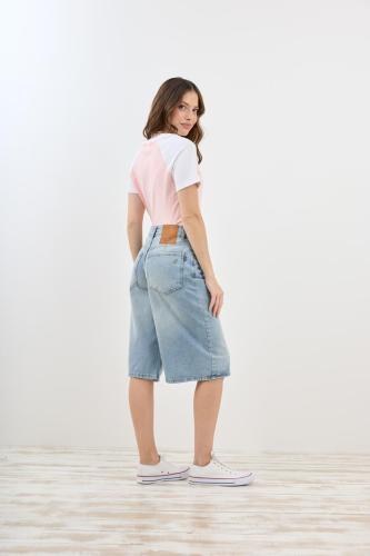 BERMUDA MAXI BAGGY CELESTE CLÁSICO RÍGIDO