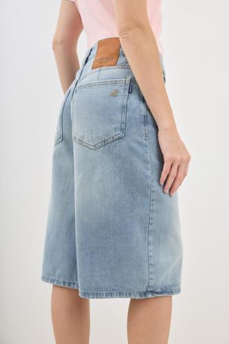 BERMUDA MAXI BAGGY CELESTE CLÁSICO RÍGIDO