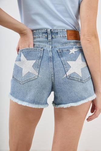  SHORT STONE CON ESTRELLA Y TACHAS RÍGIDO