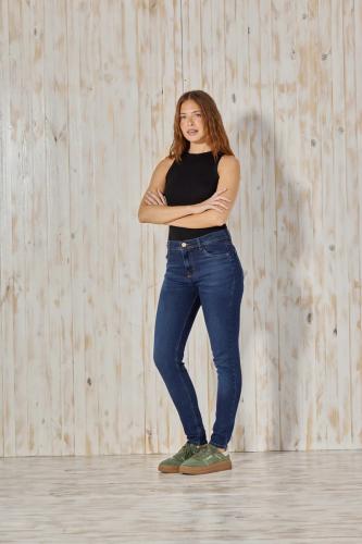 AZUL CLASICO DENIM ELASTIZADO