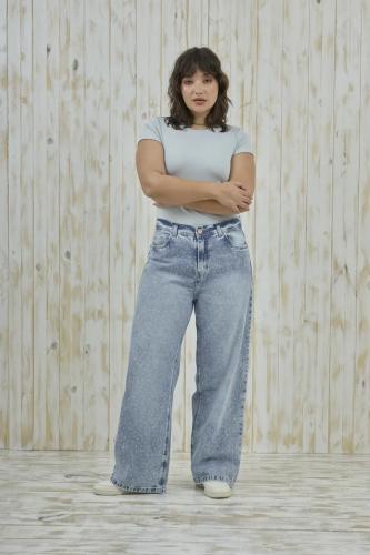 WIDE LEG CELESTE CON STRASS RÍGIDO