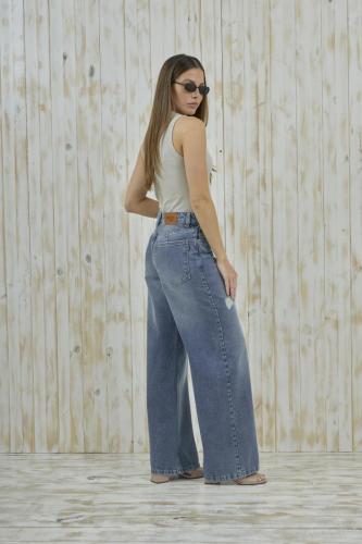 WIDE LEG STONE BOTON CRUZADO CON MICRO ROTURAS RIGIDO